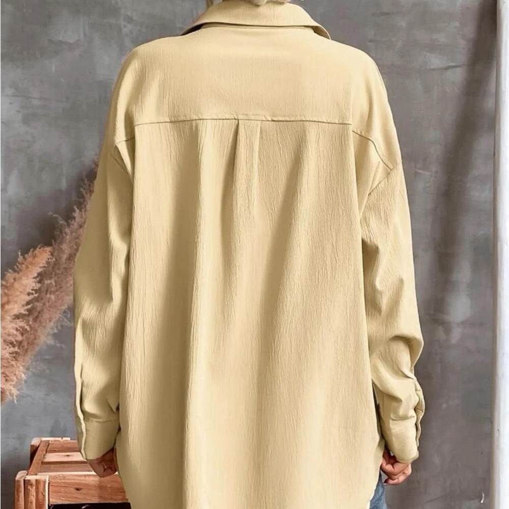 Textured oversized button up blouse - Picture 2 of 2